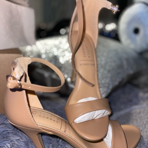 Shoes 👡 - Picture 4 of 6